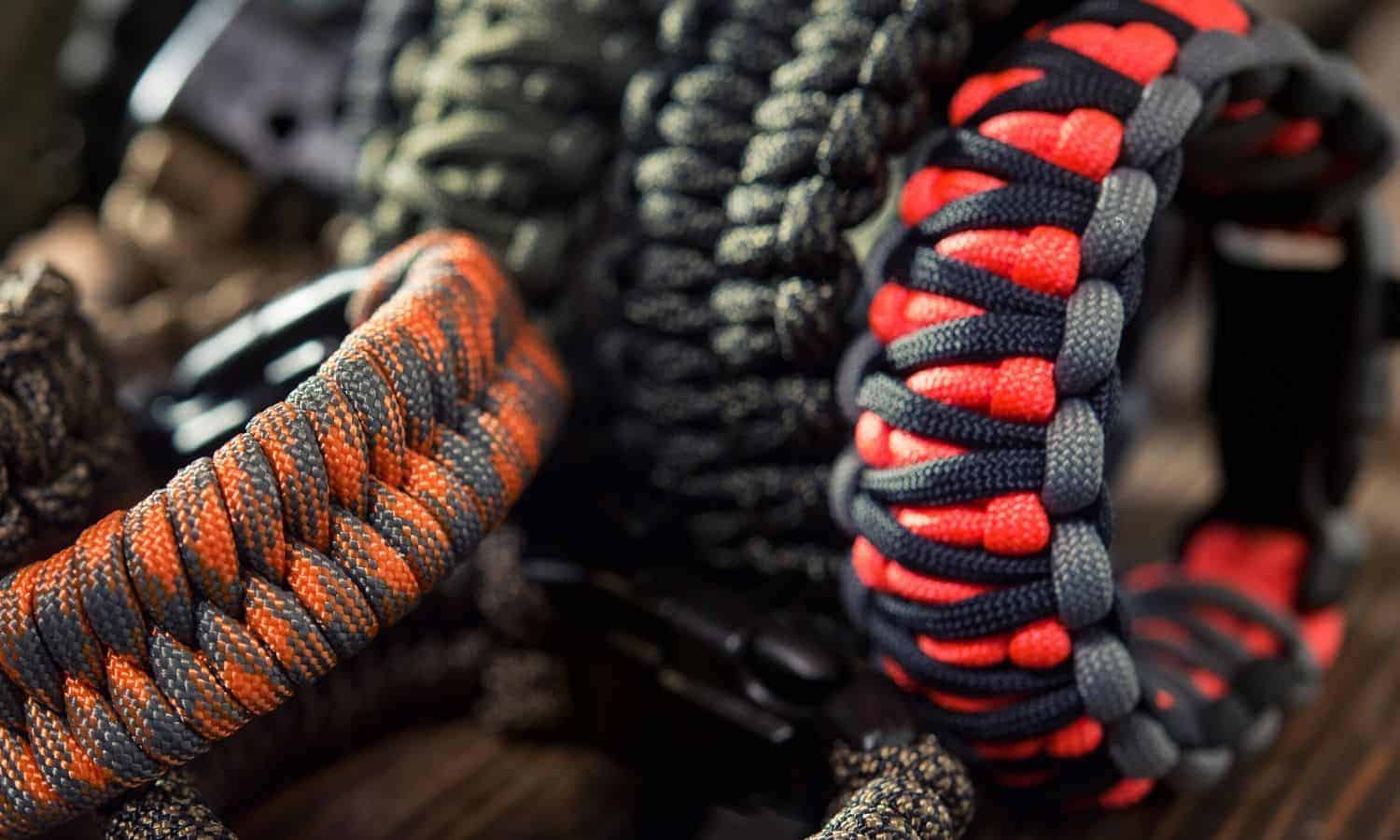 paracord snake knot